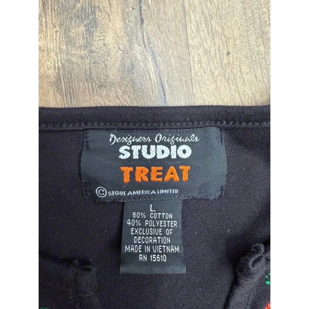 Design America Studio Treat Pumpkin Embroidered Black Top Women L Fall Halloween